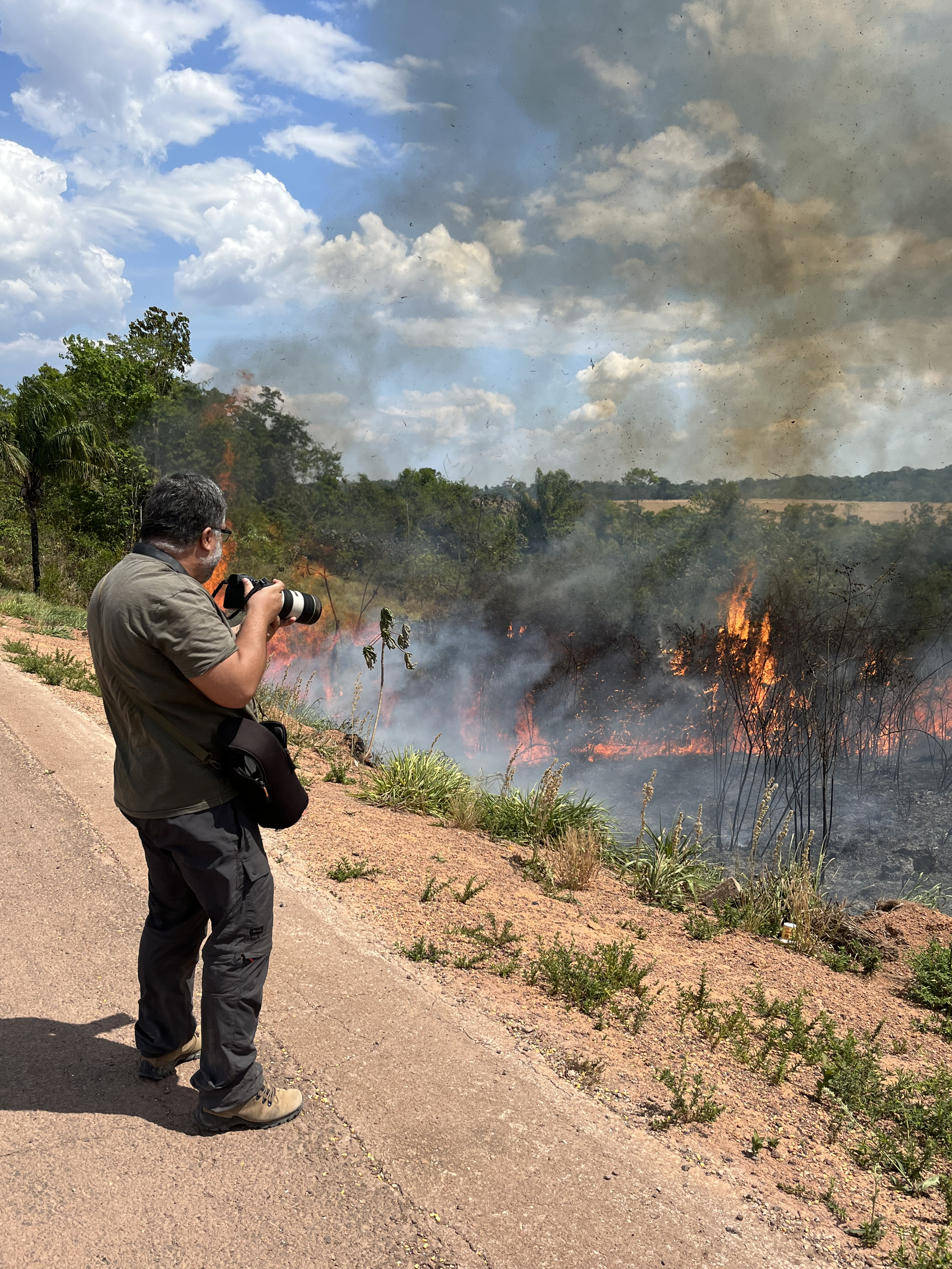 A equipe foi ao sul do Pará em agosto de 2022, quando a Amazônia registrou um número recorde de incêndios. Crédito: Fernanda Wenzel