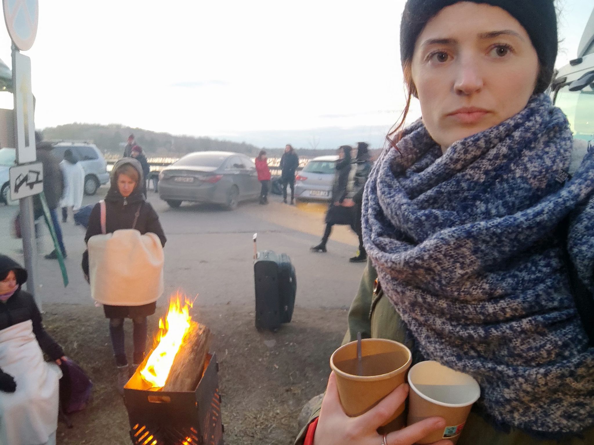 Agnieszka Żądło with refugees