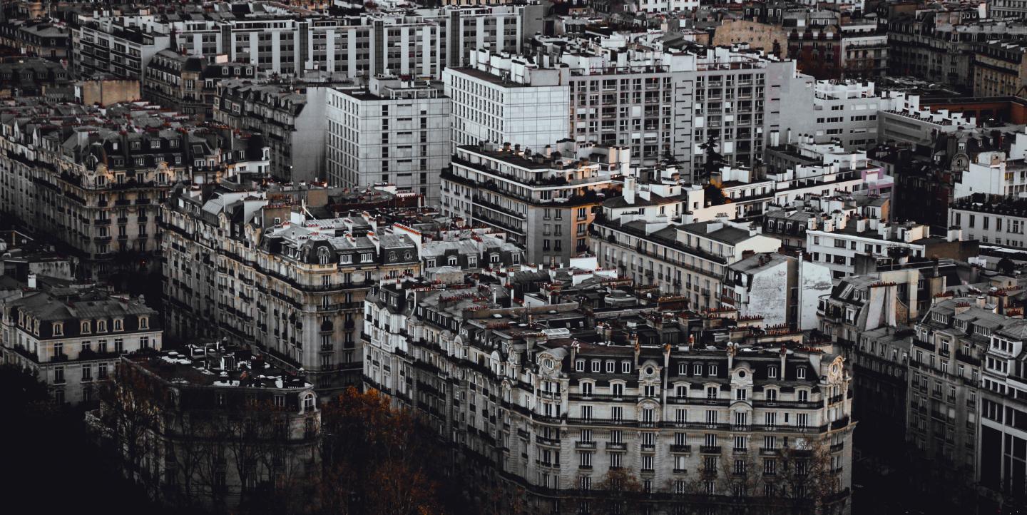 Les toits de Paris, dans le froid de l'hiver 