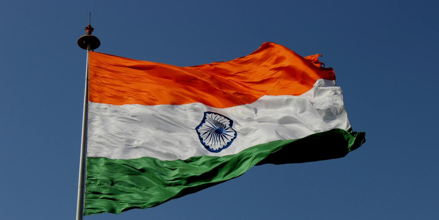 Bandera naranja, blanca y verde de la India