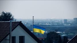 Le drapeau de l'Ukraine flotte