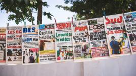 kiosque journaux en afrique   